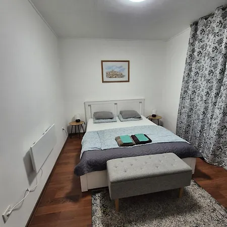 Apartment Yellow Balaton Balatonkeresztur