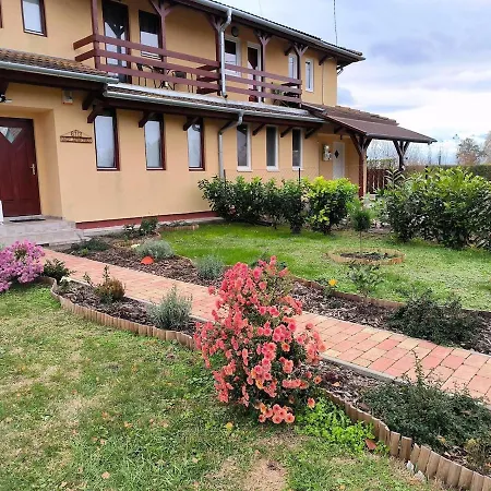 Apartment Yellow Balaton Balatonkeresztur
